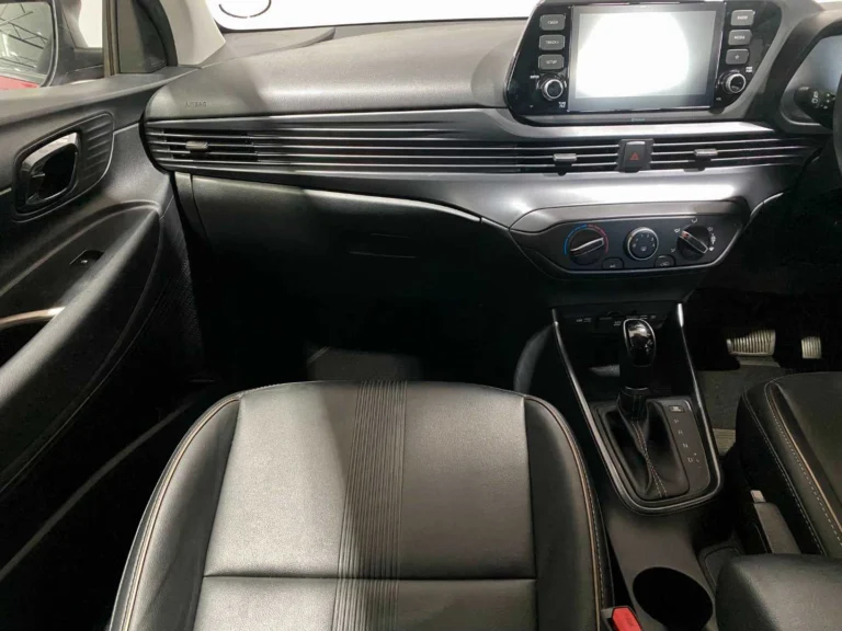 73e8f7b0-1a02-4727-8f9f-a36f3d5df32e