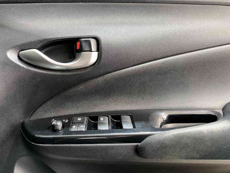 7b782b56-0f99-4d5a-b38d-4a07a79a01b3