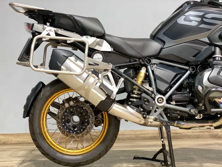 7bd35ca1-8d99-45e6-818d-02c9ae259206