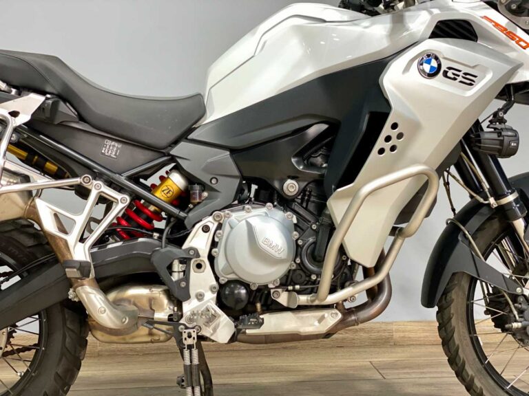 7f9ae997-c1e7-47ff-9330-b8a1fb5f6b3d