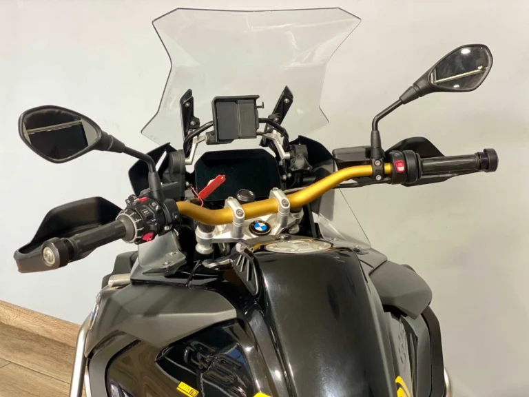 8f2fecd4-6d61-4bff-91bd-8bd6214d6231