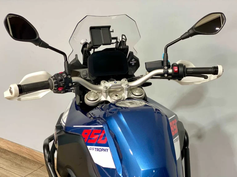 940e145e-f8f1-4cae-b167-6993b0d62328