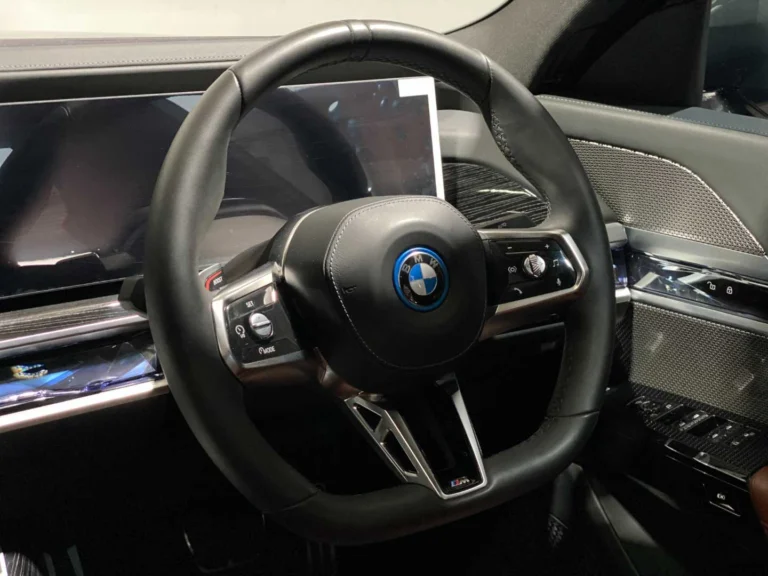 984b0e40-289b-481d-b32f-a9b396f5ddee