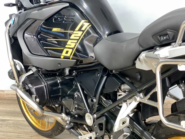 99061a94-82c0-4953-95da-e55a74fface4