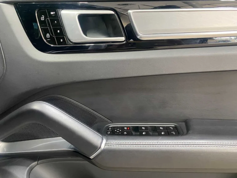 9e7b6b20-3278-4c40-9cdd-1b0457ebcdf2