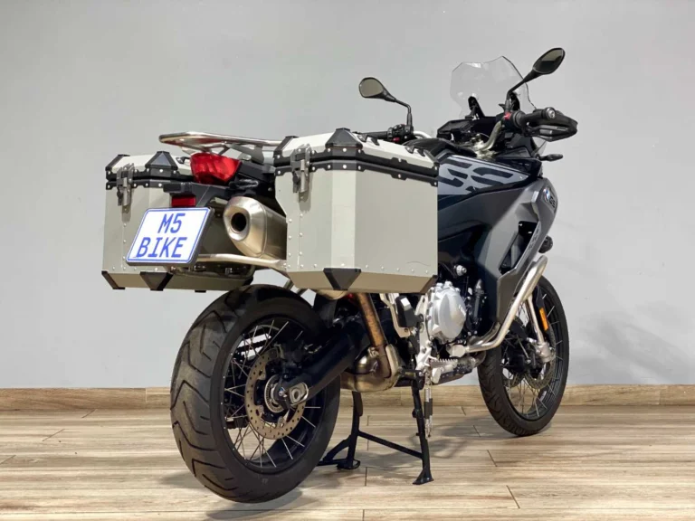 9ea6ce3d-e476-440c-a4c5-5d67b7816ae5