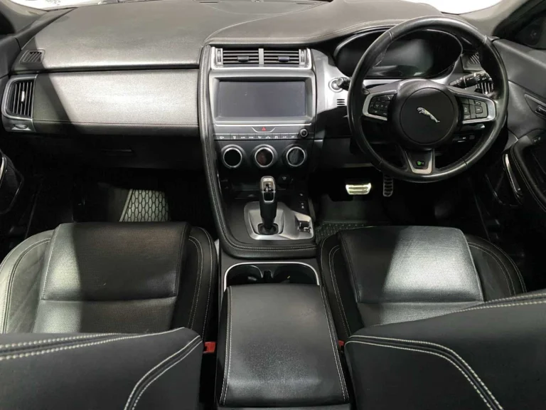 a21cd306-c228-43d4-aaa3-751c56750996