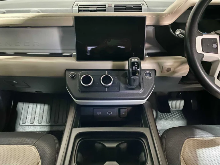 a74ffbc3-c340-4cf6-9579-a9b11ba1b49c