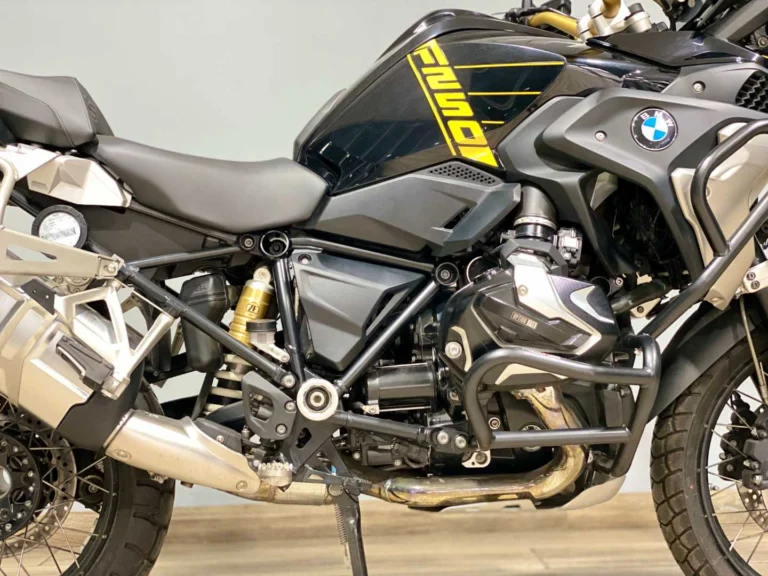 ac10916d-358d-45a2-9b3d-e9e20129da49