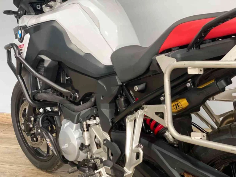 b0415e7b-b07e-49cb-aa66-b1c334308dfb