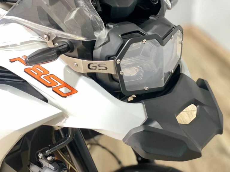 b2fcfd09-c091-4e44-a76c-6a8279ec7a0b