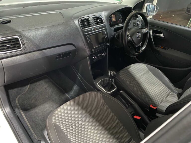 b9333f68-d589-4541-9f93-517a8dff3504