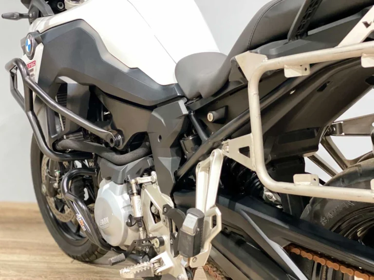 bb65649b-416f-4af8-8bdf-ef57e24dd889