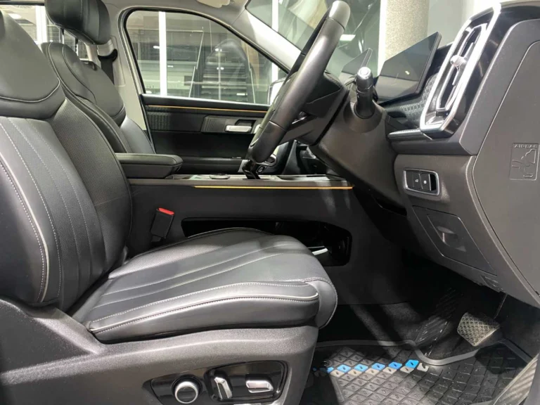 e01e3b6f-9971-4169-9d70-2bc5c7c03b9c