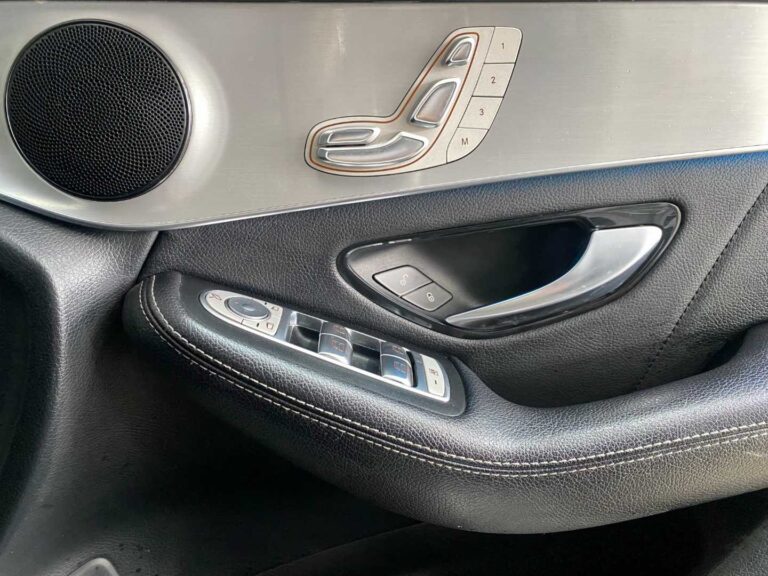 e068086b-61af-4d7d-9626-6a893c75dc08