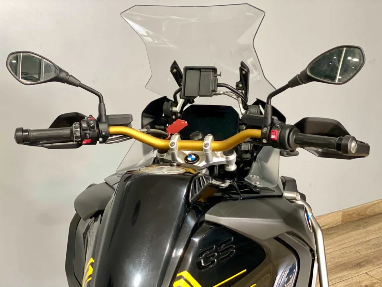 ee273aed-0d96-4744-873b-2f6efc039b00