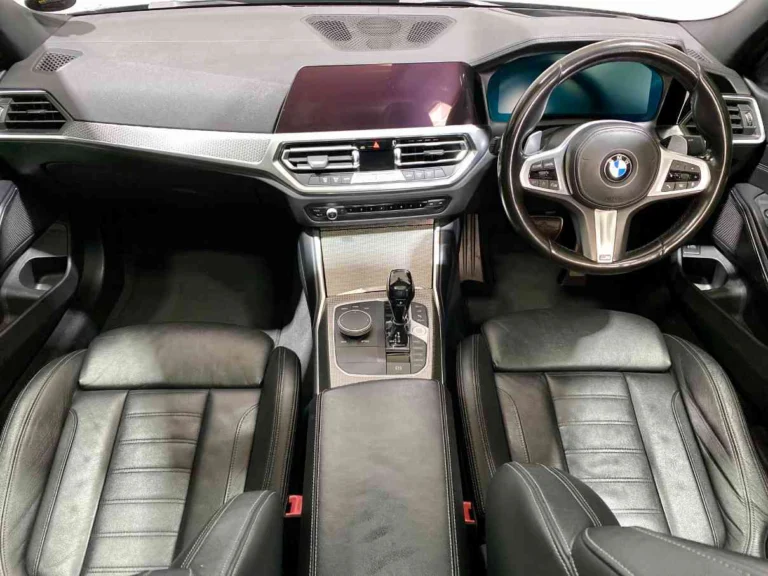 f9807d64-0edd-41c3-8497-7a986403fe23