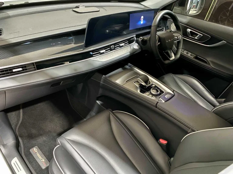 fb334a84-3976-4a4c-8ae3-11fc88c30436