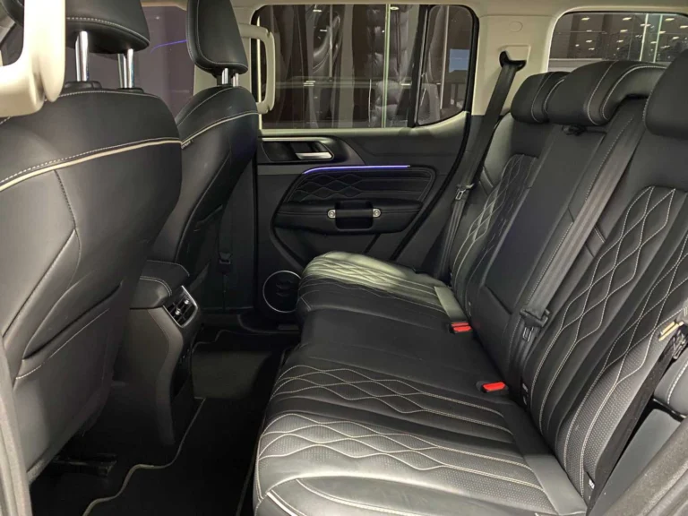 fc09dcc9-0292-45fb-a123-07d397186493