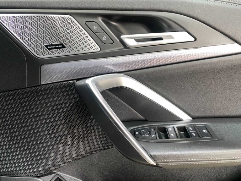 0969b206-43cf-4ef8-8354-6a6e5fb6b1f0