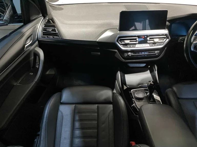 3d736965-7aaf-4fd4-ac83-3e30a21874a1