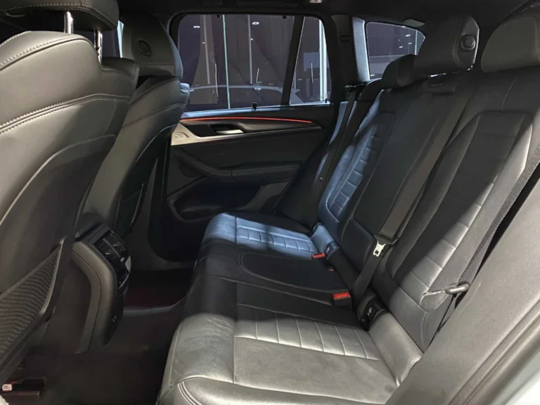 4998f4bb-f149-434d-804b-78db92d9b2b4