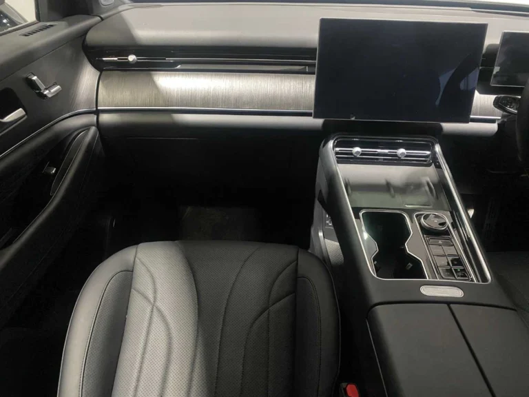 7b673650-560d-49c6-beb3-9c800f3cd113