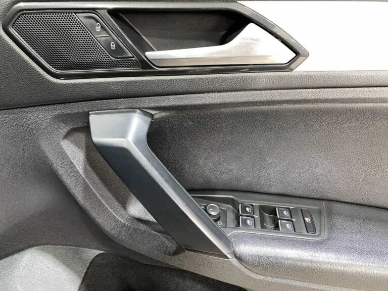 a6ade175-b64d-407a-83c0-bee50cc1b9ae